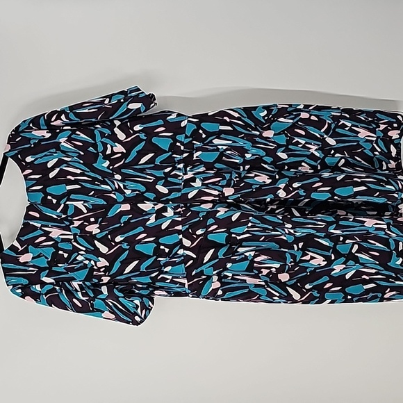 Ellen Tracy Abstract Pattern Crew Neck Short Sleeve Form Fitting Comfy Dress - Picture 8 of 11